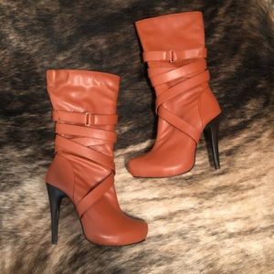 Bakers Burnt Orange Boots 6.5 EUC